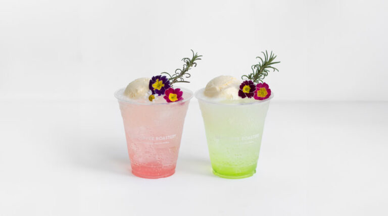 【横浜赤レンガ倉庫】 春の訪れを告げるクリームソーダ2種を発売！