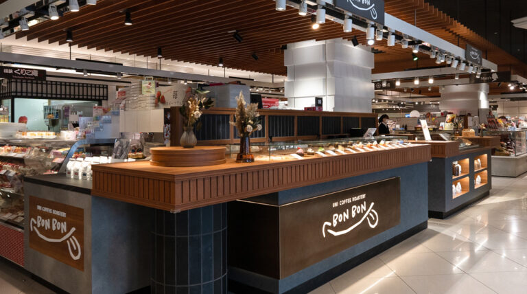 【UNI COFFEE ROASTERY BON BON テラスモール湘南】　生ドーナツ販売時間の変更について