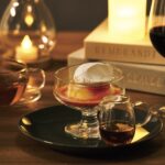 【横浜モアーズ限定】カフェで本格アルコールを楽しむ夜の新習慣。ブランデー香る『かためのプリン』と選べるドリンクセットがスタート